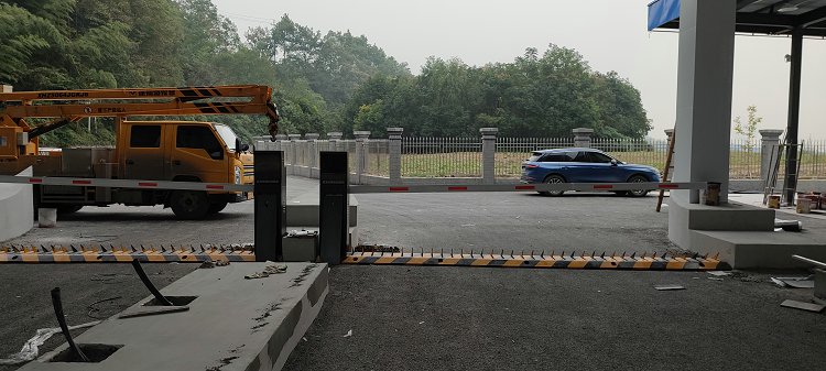 太阳2平台 a8300540ebf4d4a8cc0430801d0dd336